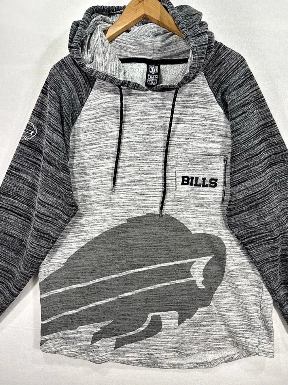 NFL Team Apparel Buffalo Bills hoodie Gray & Black XL Like
